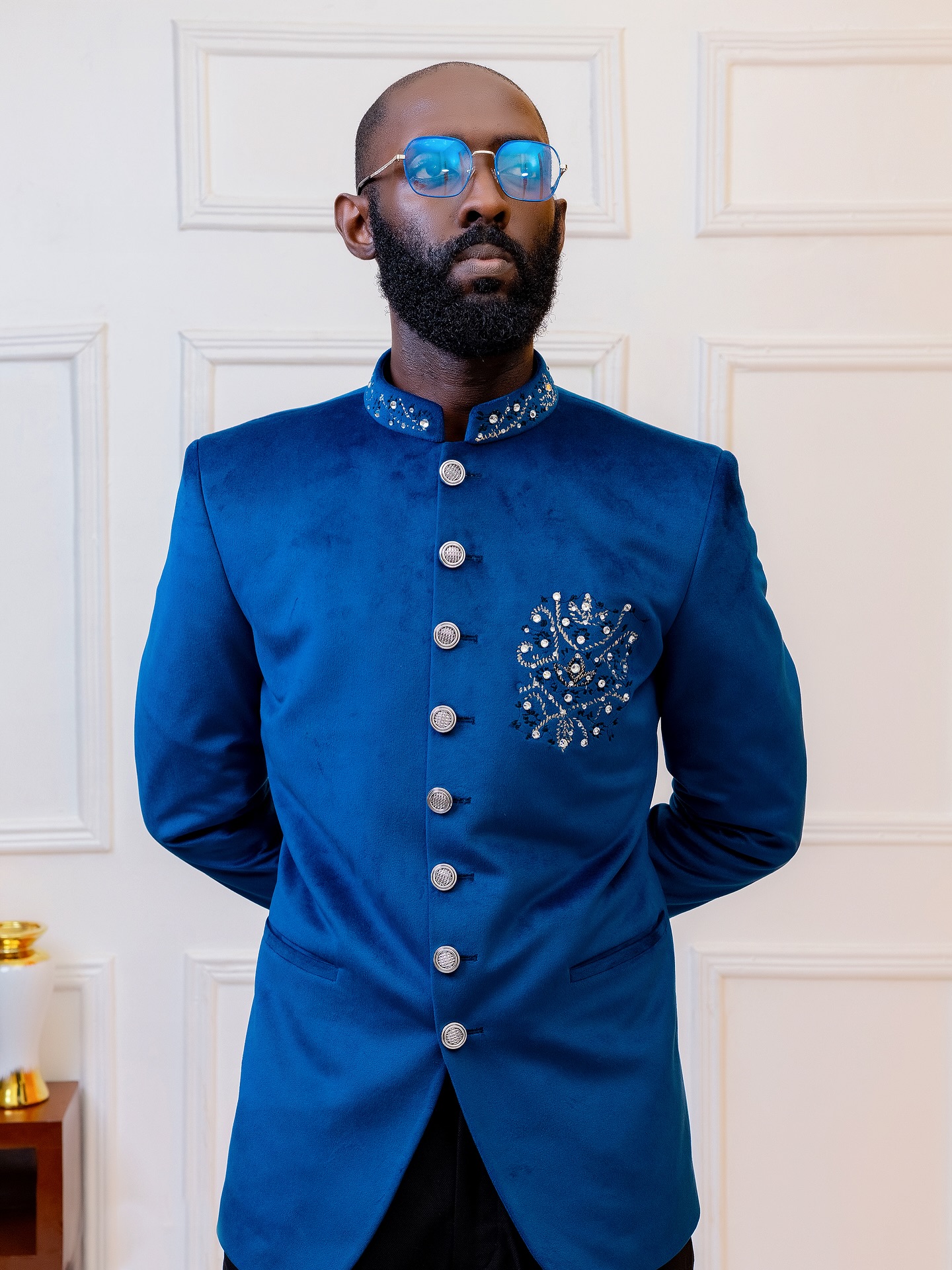 Made-to-measure outfit for a special occasion in Kampala (archive look 15)
