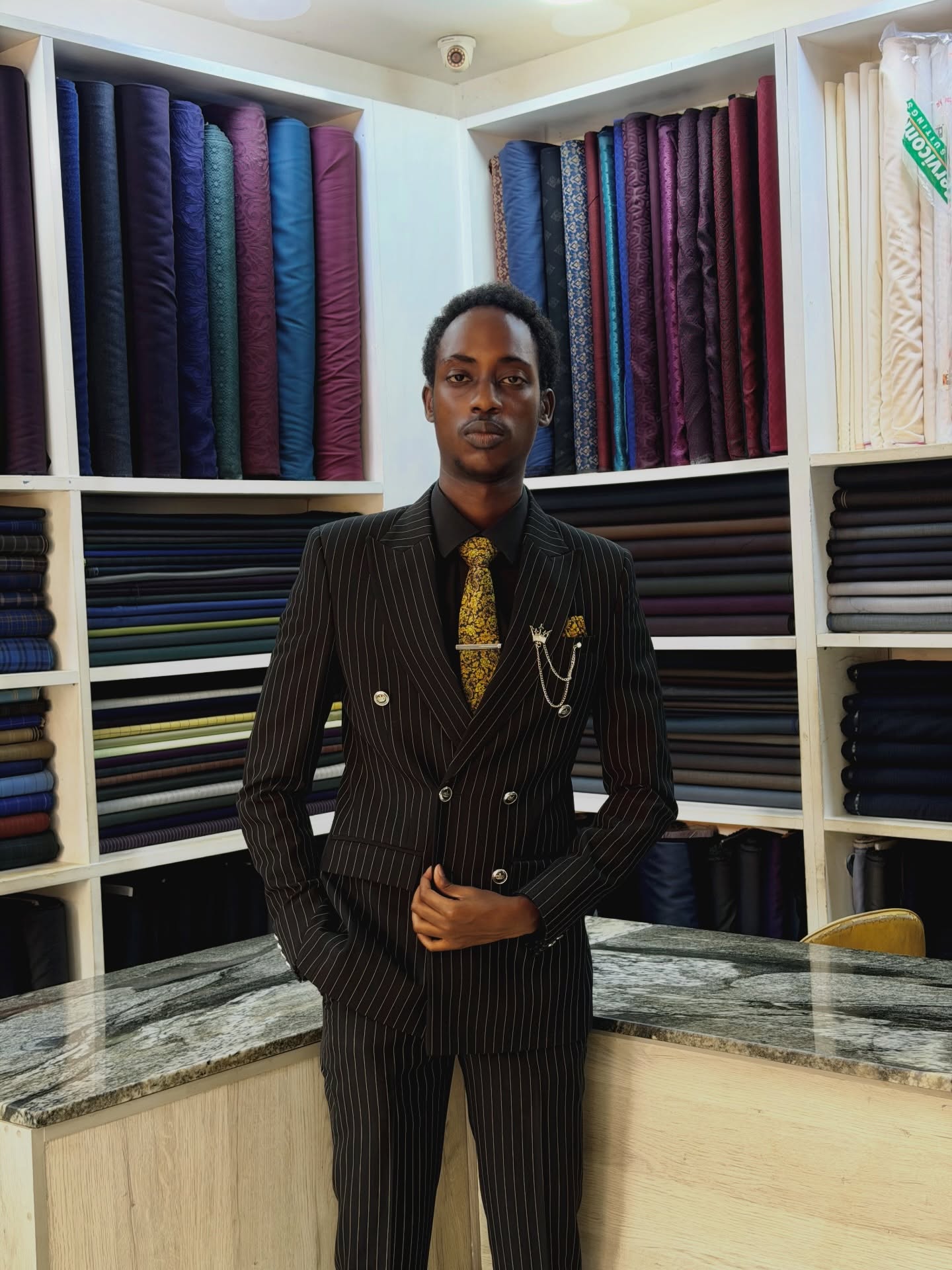 Made-to-measure outfit for a special occasion in Kampala (archive look 51)