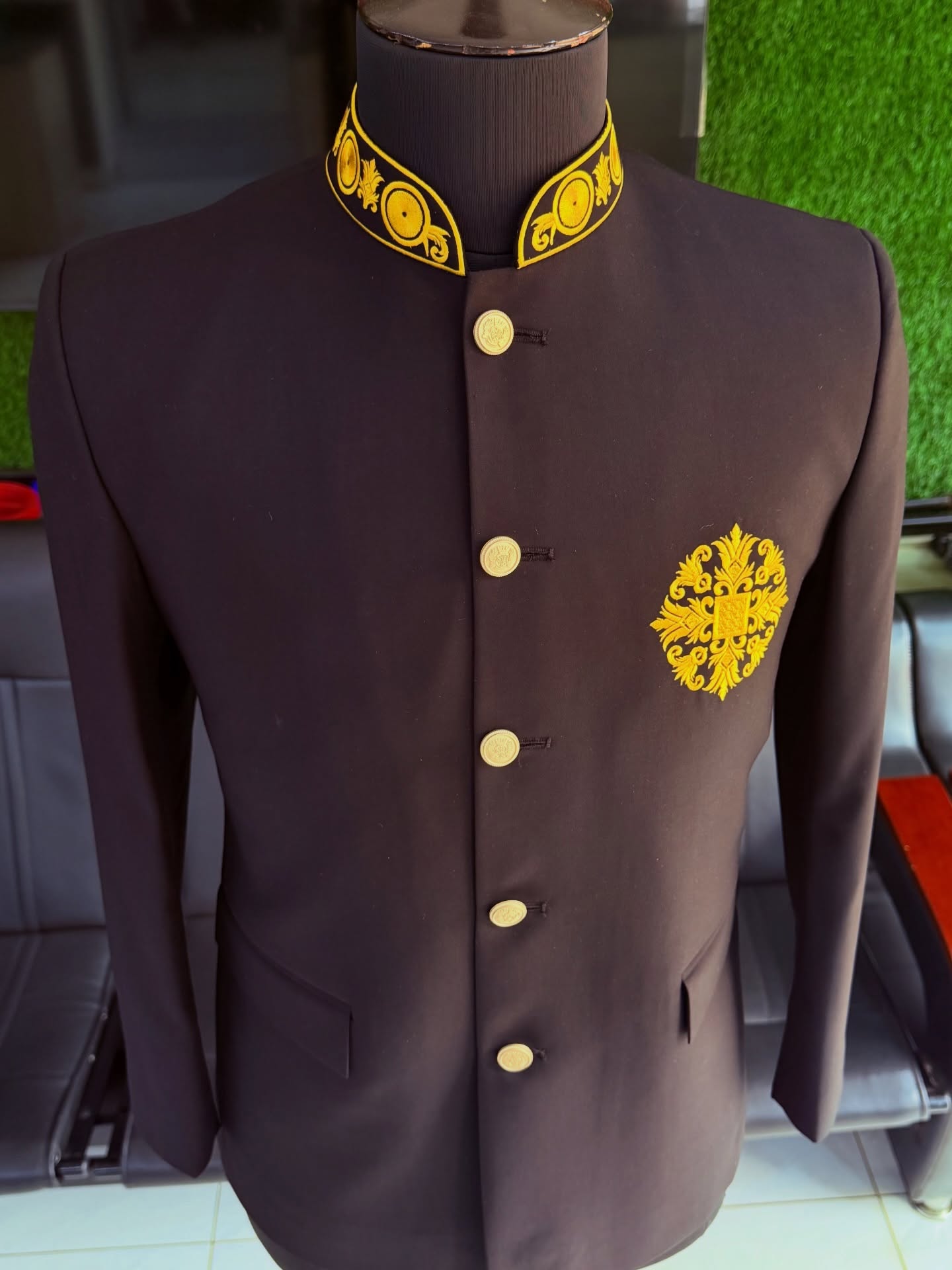 Made-to-measure jacket in The Looks Bespoke Nsambya showroom (showroom look 53)