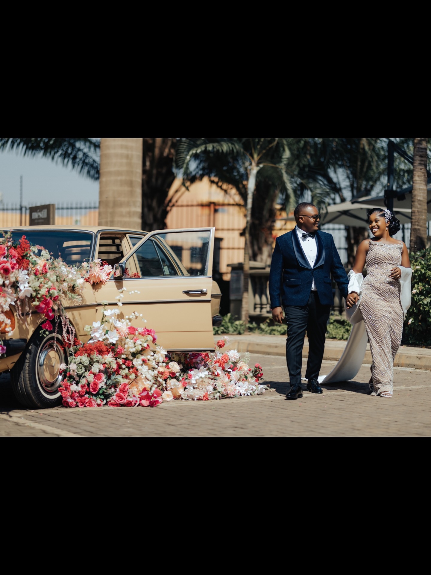 Coordinated groomsmen suits by The Looks Bespoke (weddings look 92)